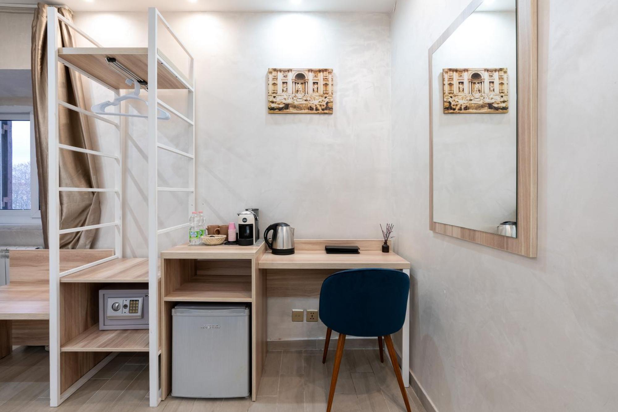 Leone D'oro - Close To Piazza Vittorio Pensionat 2*