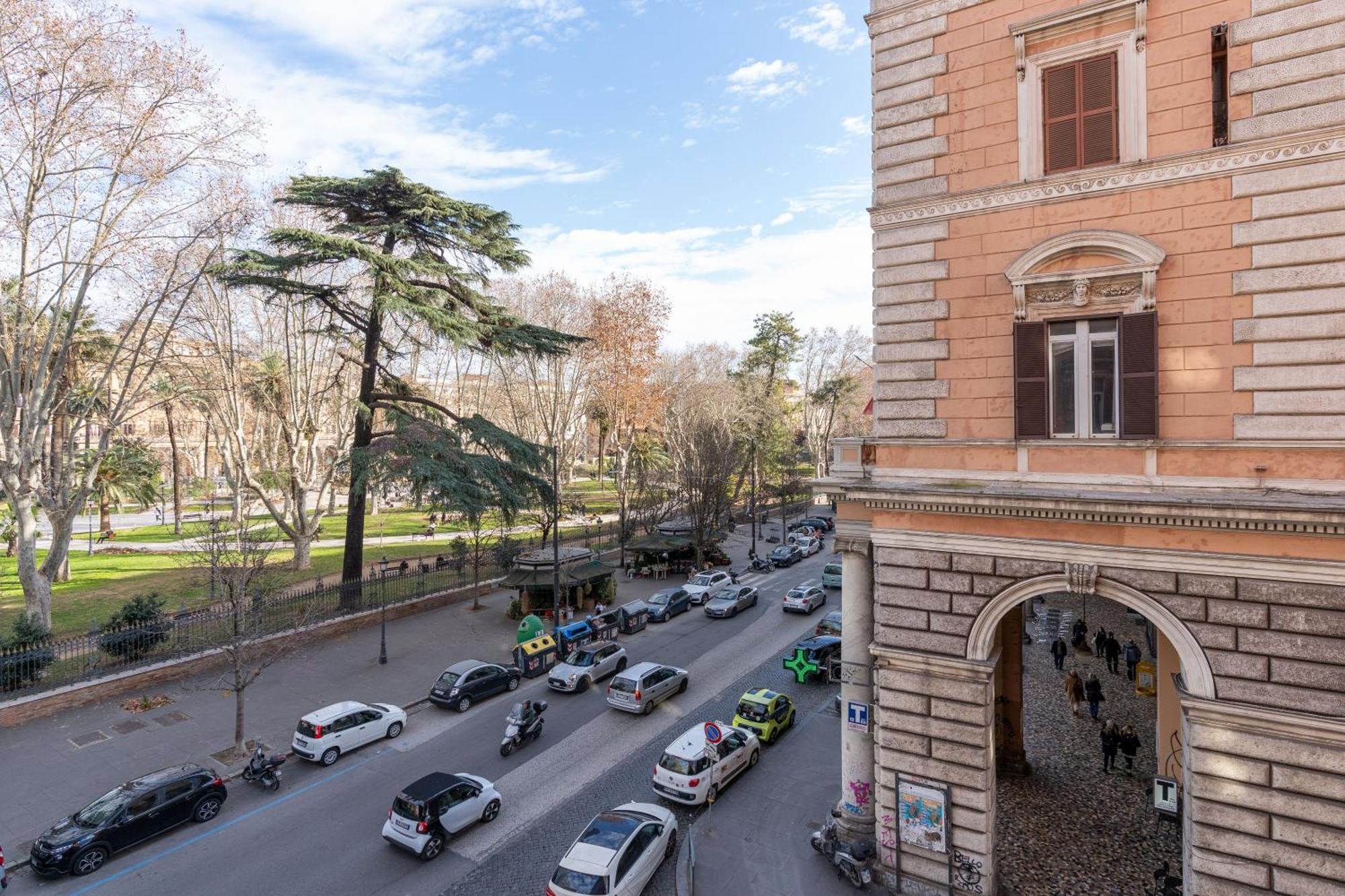 Leone D'oro - Close To Piazza Vittorio Rom